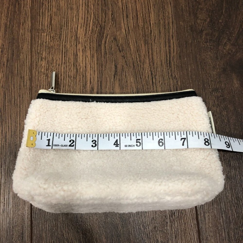 Neiman Marcus White Sherpa Shearling Tote Bag Faux Fur w/ Matching Small Bag - Picture 4 of 14